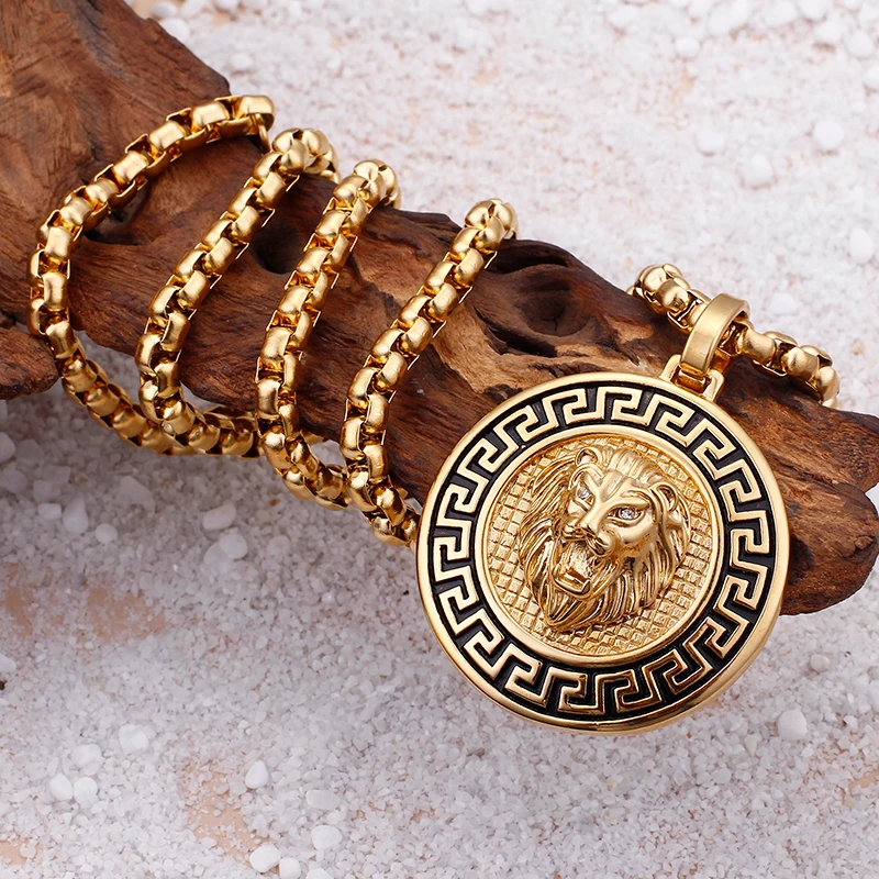 The Lion Heart CZ Round Pendant Men Necklace Accessories Jewelry