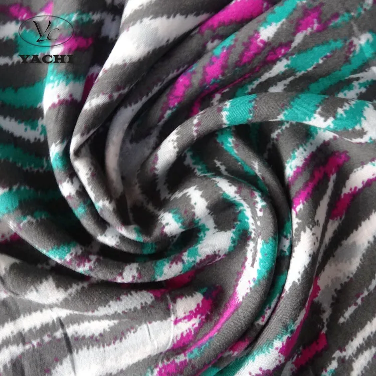 2021 New Products 100% Rayon Printed Fabric With Raised Grain