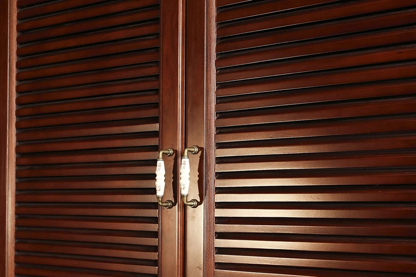 Welbom White Country Furniture Fitted Equipped Kitchen