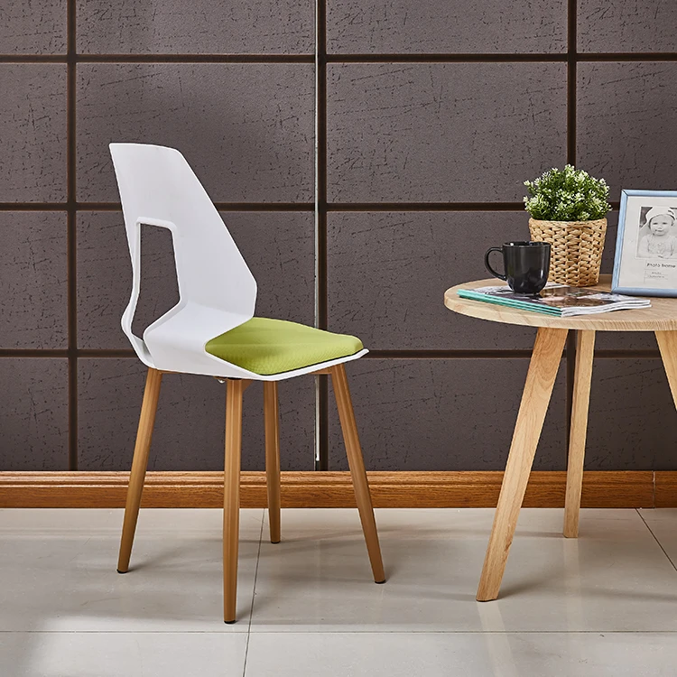 Chinese fashion pp backrest fabric seat colorful plastic restaurant dining chair
