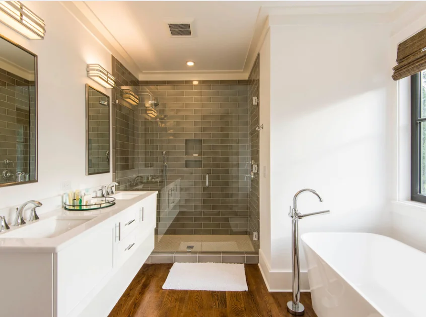 modern White shaker luxury solid wood double  Skirt bathtub used  bathroom cabinet