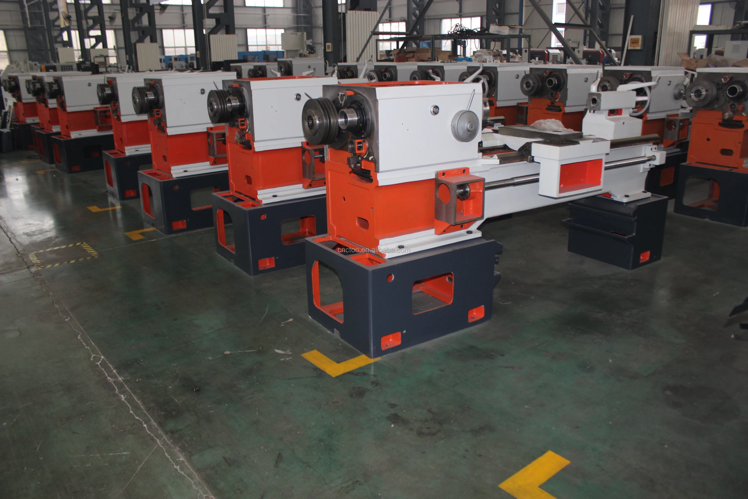 small cnc lathe with bar feeder CK6130 automatic turning machine