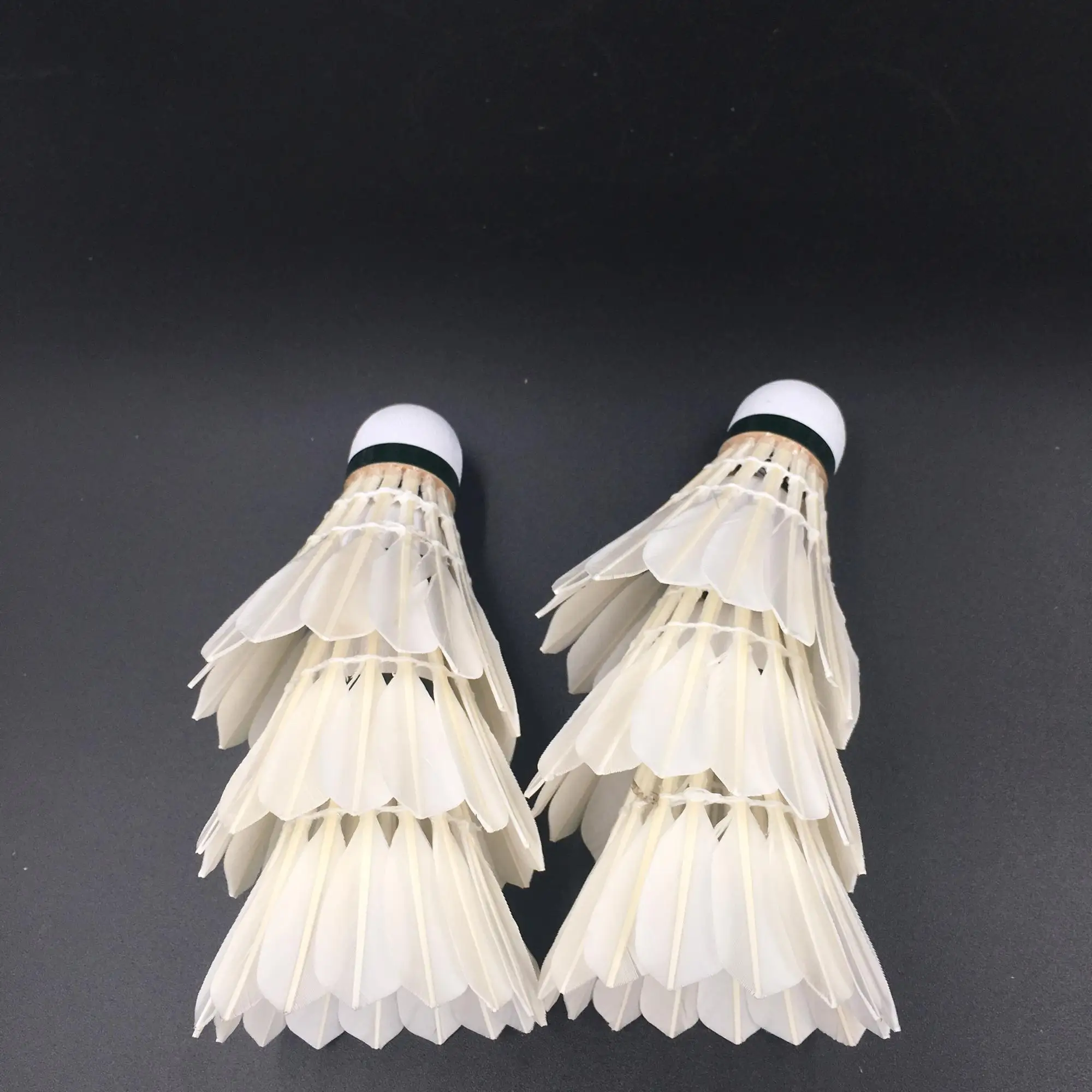 Hot selling in Malaysia 3 layers cork head goose feather shuttlecock badminton for training