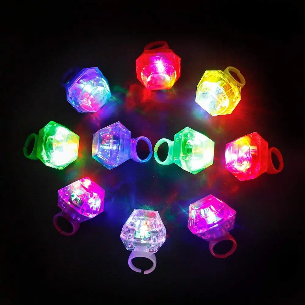 
Large Diamond Ring LED Glow Rings Light Up Flashing Ring Glow In The Dark Toys Bachelorette Birthday Party Favor 