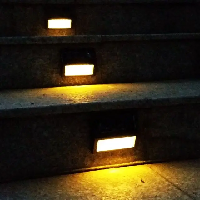 
ruocin solar Outdoor Garden Solar Light Pole For Outdoor solar fence light solar stair light with 6pcs LED 