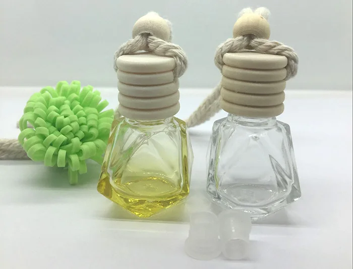 Mini Size Clear Diamond Shaped Hanging Car Perfume Bottles For Air Fresh With Colorful Strings