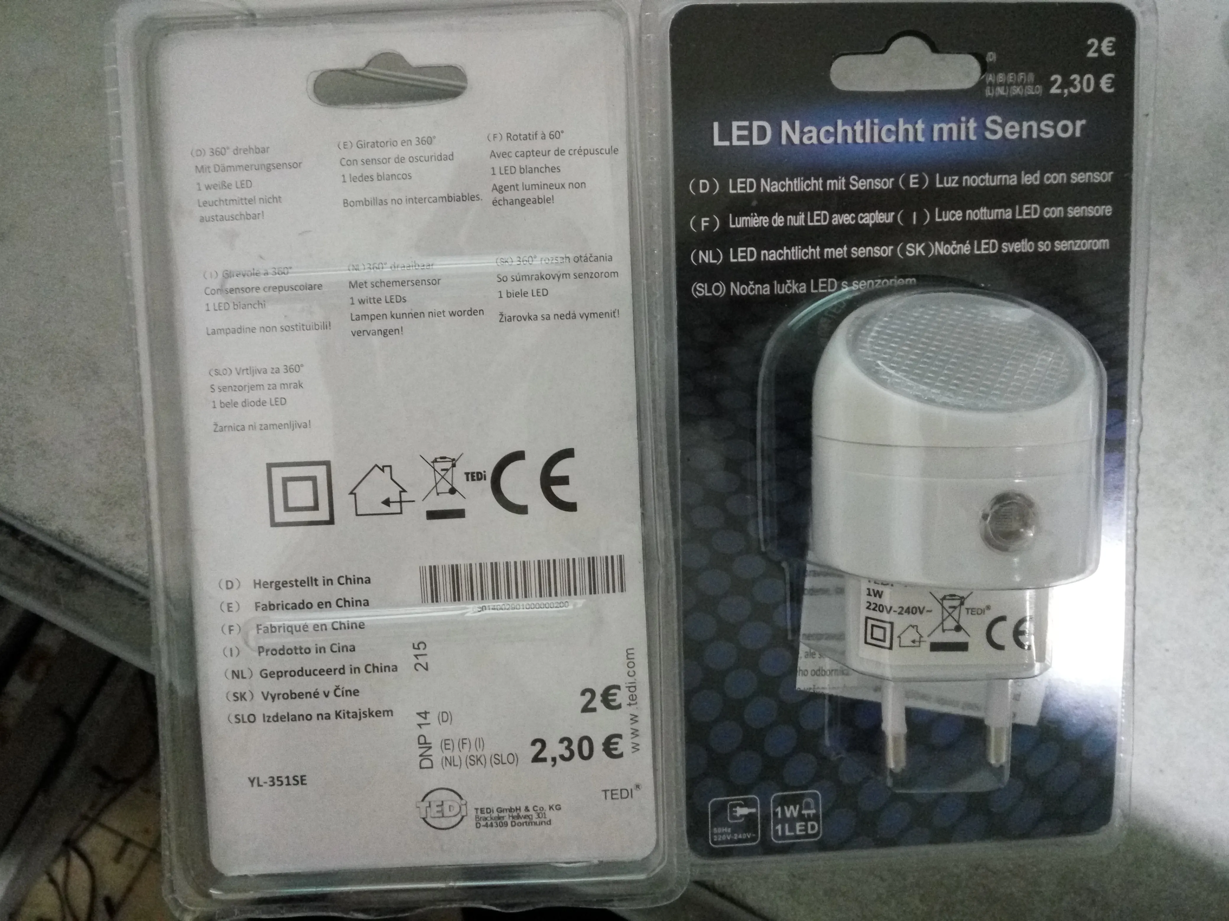 Rotating NIGHT LIGHT