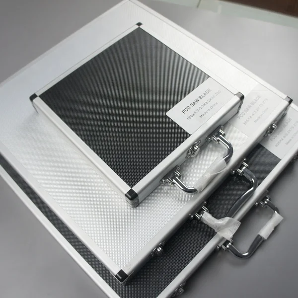 Wholesale first grade PCD diamond saw blade for wood cutting, pcd saw blade wood