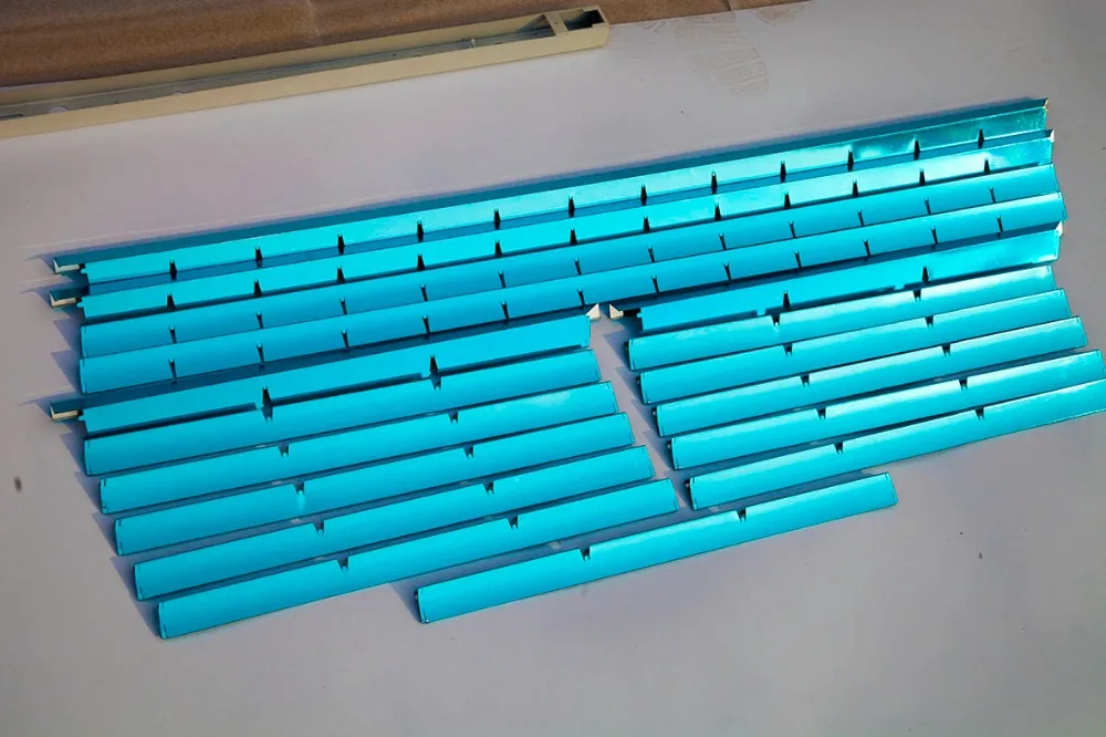 
grille fluorescent light fixture 