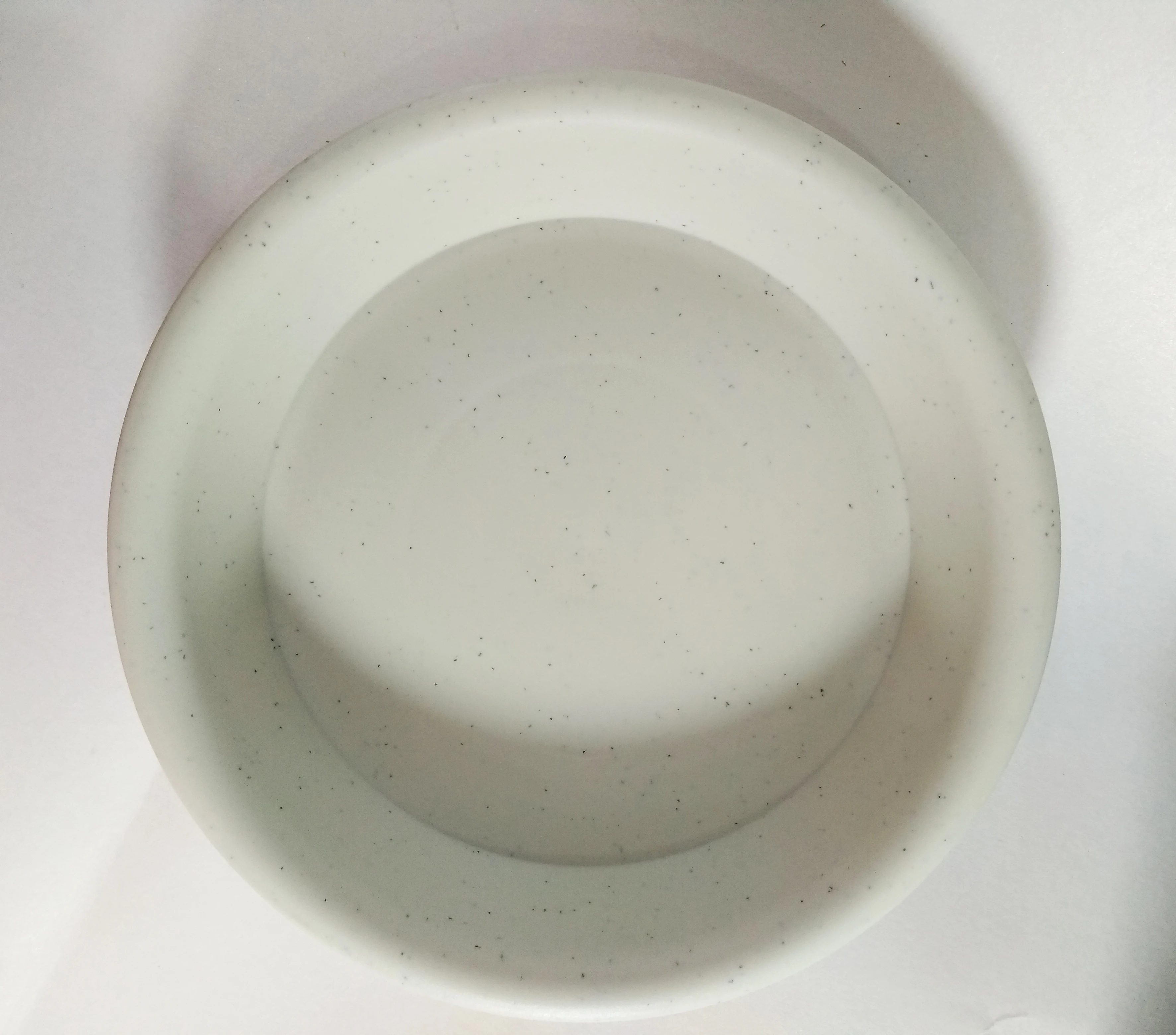 plant pot plastic saucer with thick white gray plastic tubs flowerpot  ir Resin breathable mini flowerpot stock salver saucer