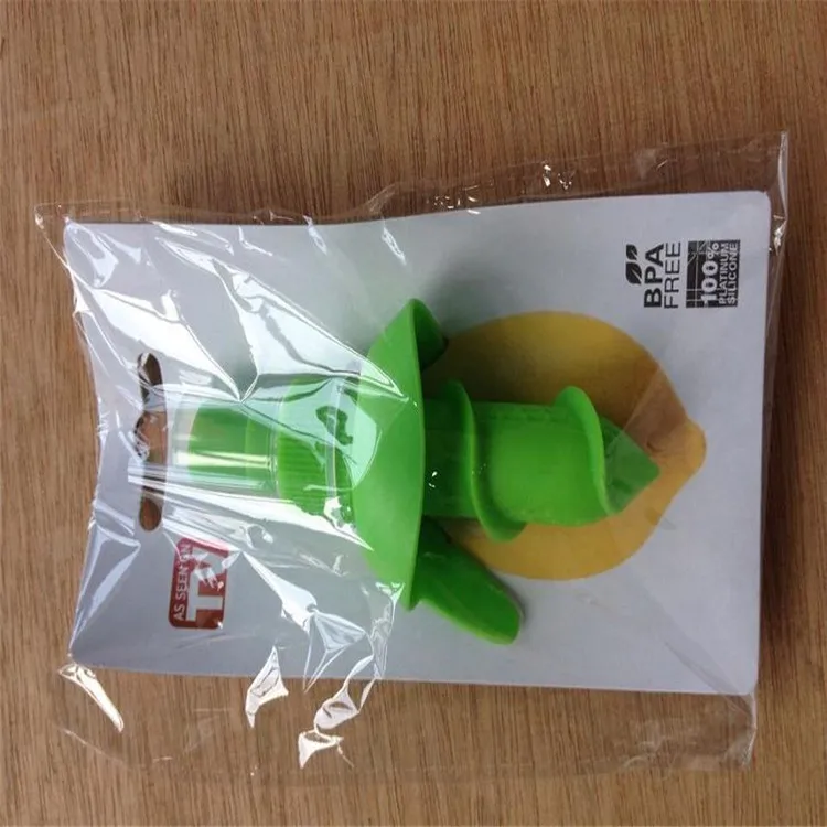 Kitchen Gadgets Lemon Sprayer Fruit Juice Citrus Spray Squeezers Creative Fresh Fruit Juice Tools