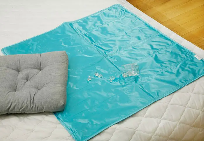 
Thermal phase change material hello kitty mattress for cooling 