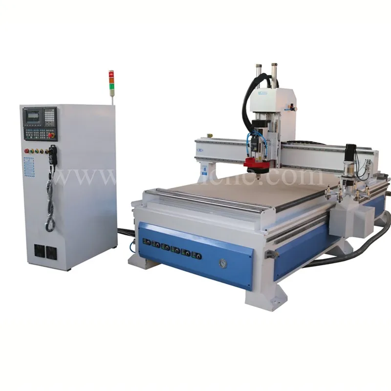 
factory price Yaskawa servo motor 1325 woodworking ATC cnc router/cnc carving machine 