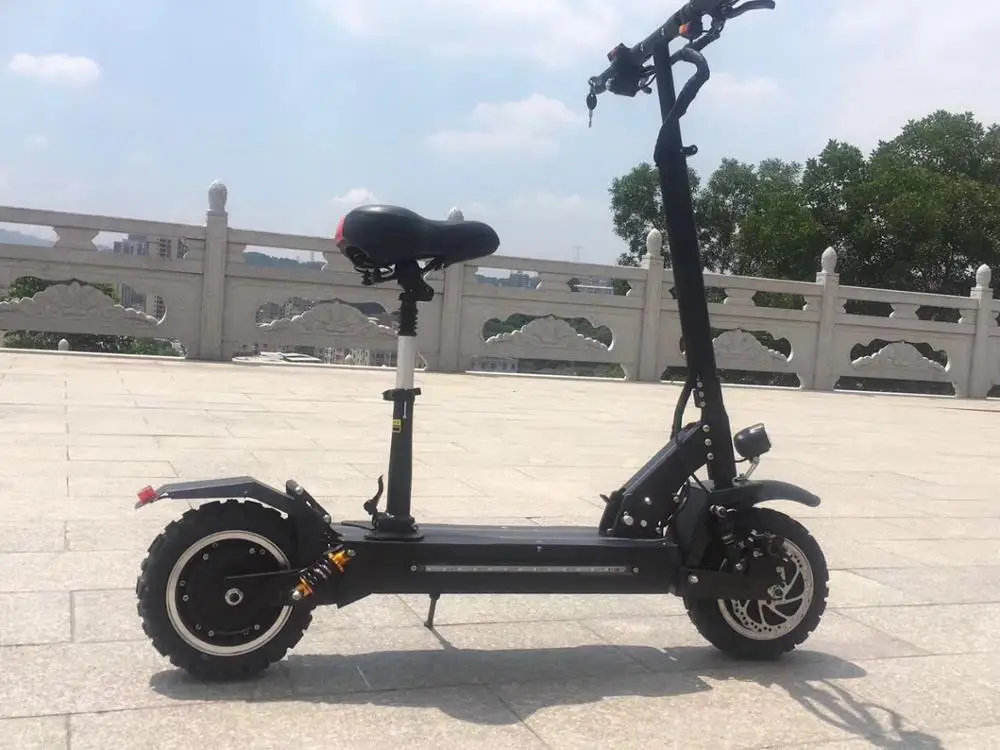 Great performance foldable electric skateboard 3200w with off road tyre