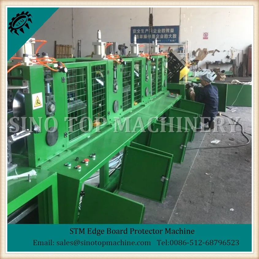 Backcorner for pallets and cartons making machine