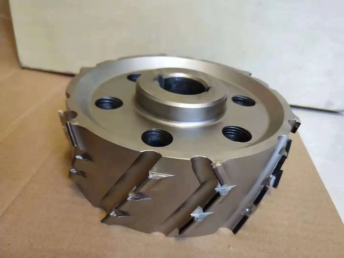 Wood machine tool parts pcd woodworking cnc concrete diamond cutter head wood door cutter