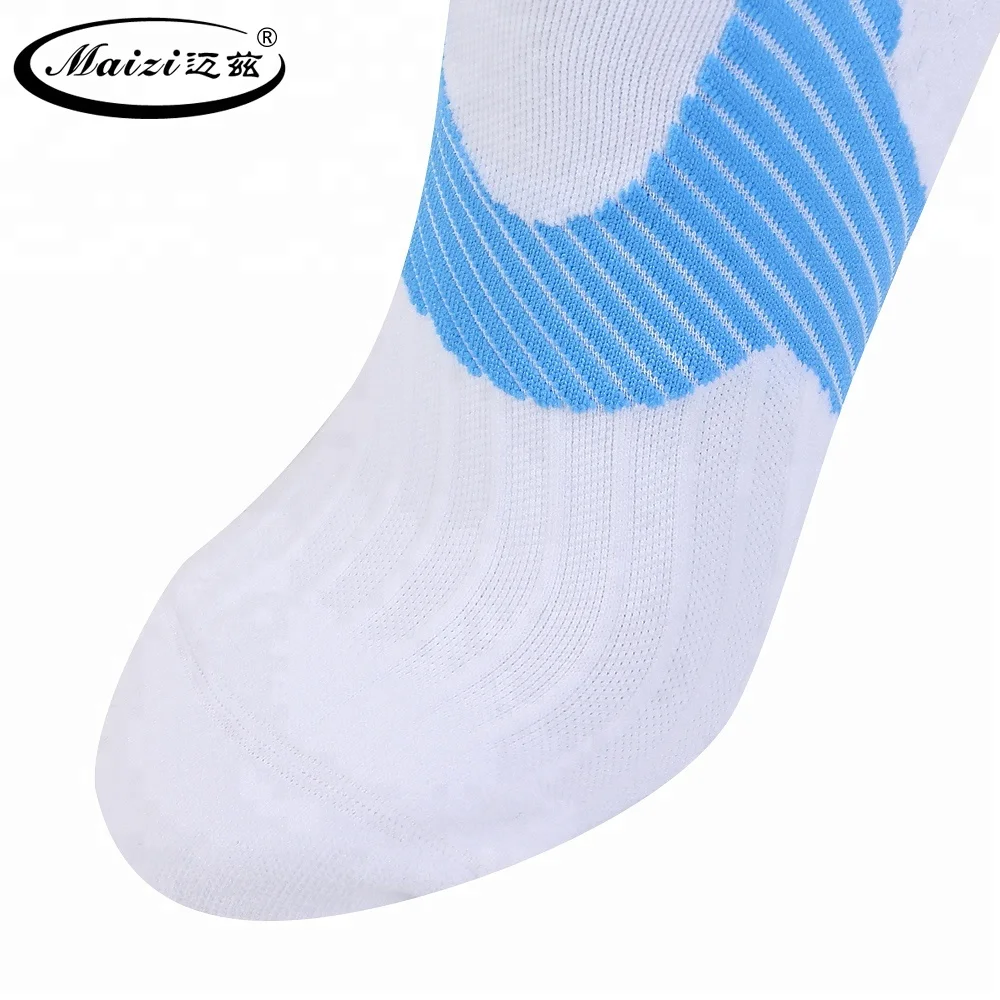 Wholesale custom sports socks with logo white anti slip football cotton copper men women Compression 20-30 mmhg