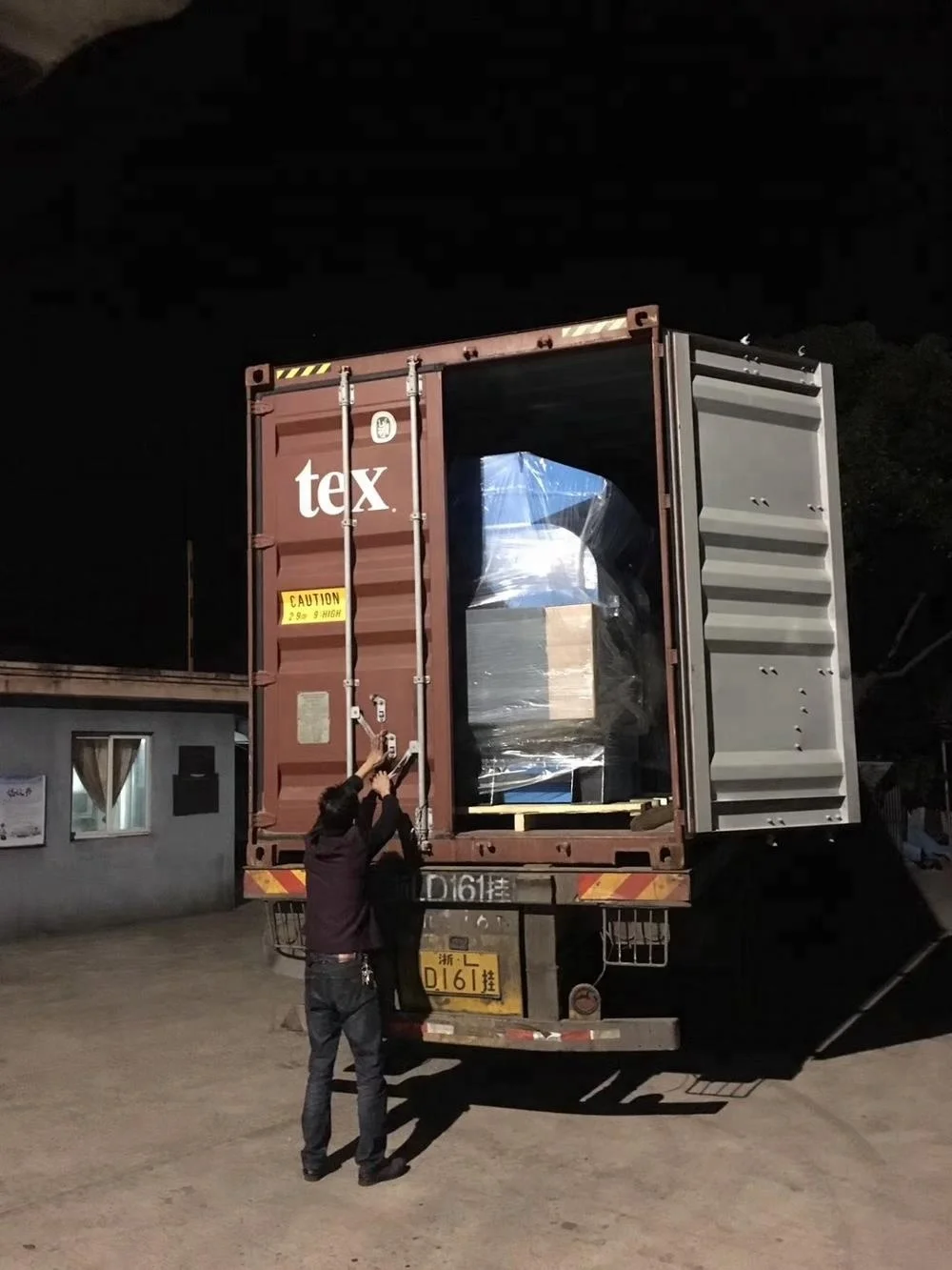 
ISO CE XFS Waste PET Beverage Bottle Plastic Crusher 