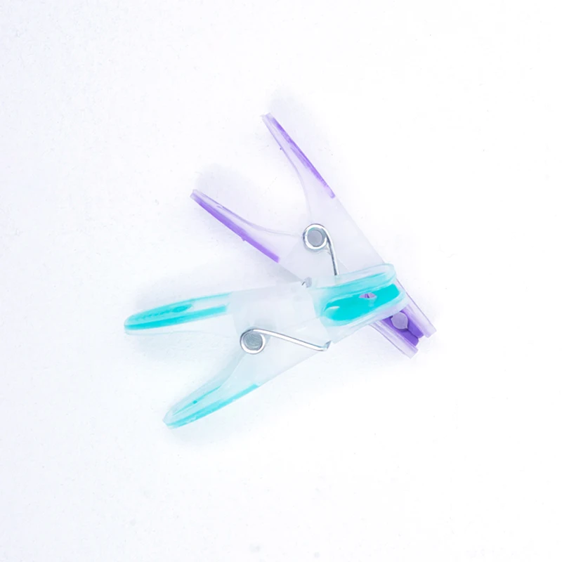 Wholesale Plastic Peg Clips For Clothes For Household