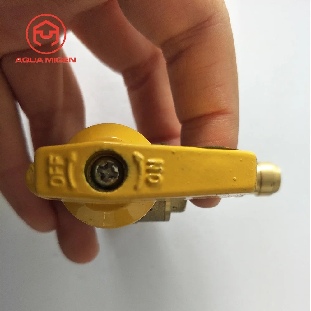 90 Degree CW617N Small Brass Angle Gas Ball Valve with Yellow Handle For Water Heater System