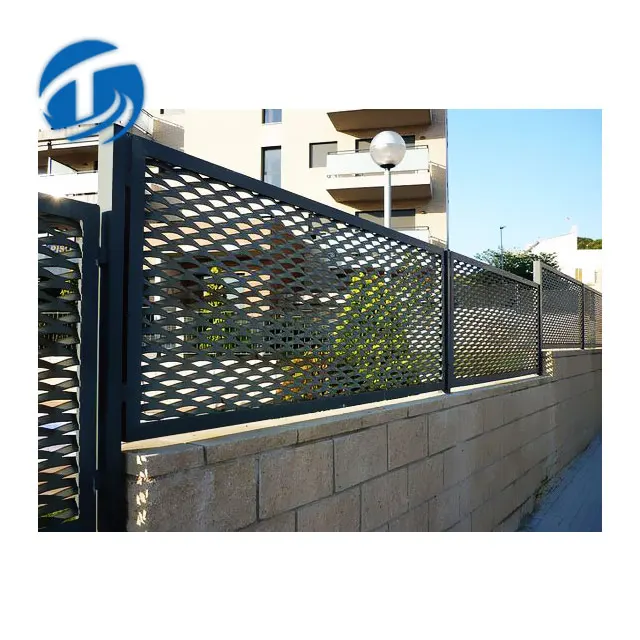 Hot sale wire expanded metal mesh fence