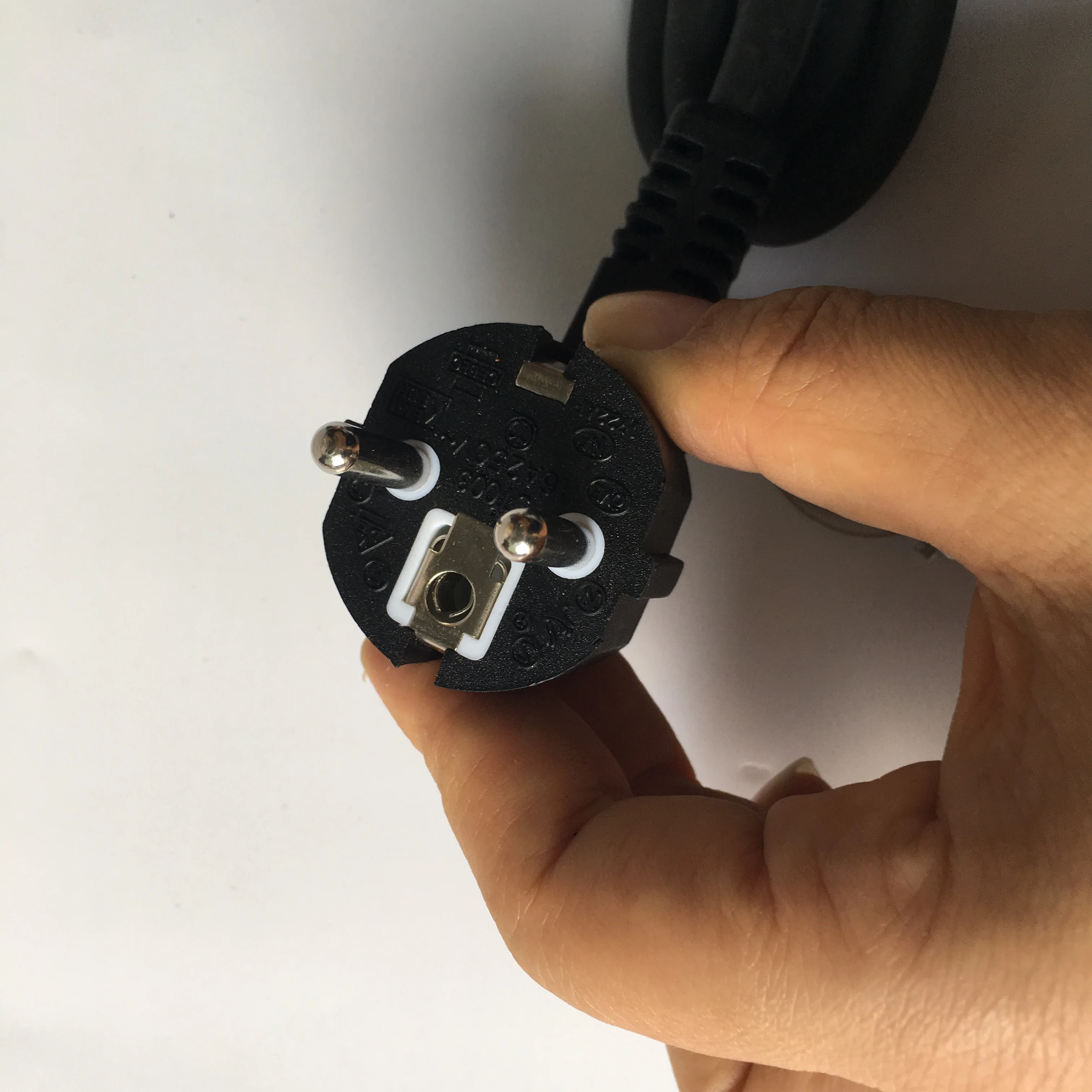 Car interior 220 V EU electric 2000 W high power heater webasto engine parking preheater fan for Gasoline diesel Motor car