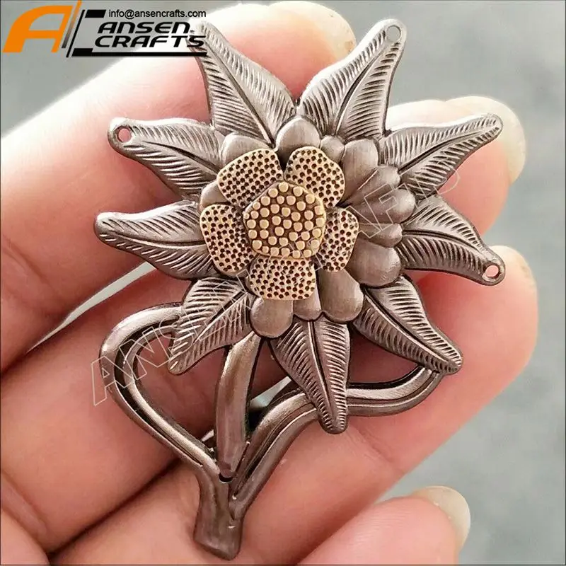 WWII German Military EM Edelweiss Mountain Cap Badge Medal