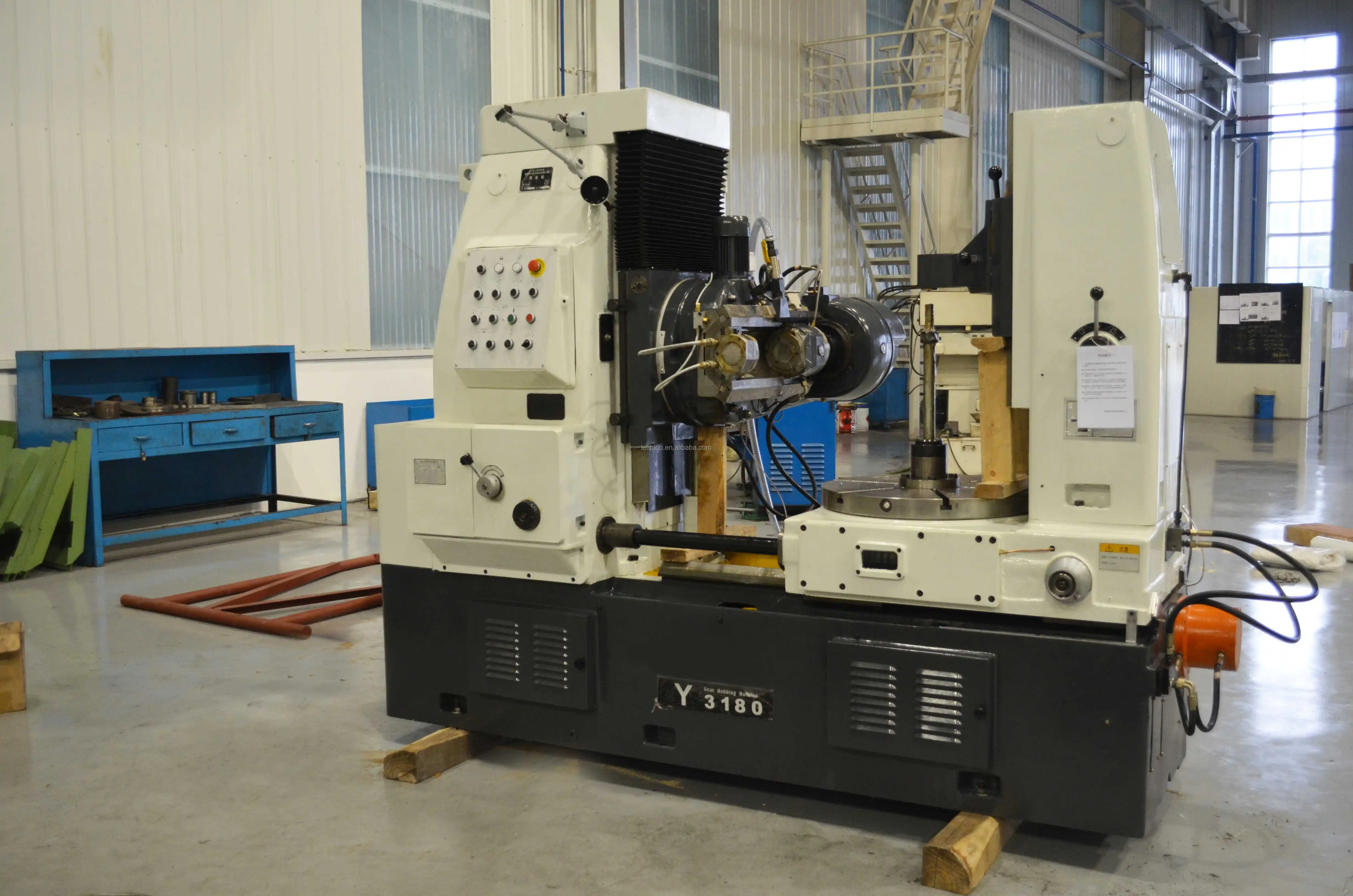 Hot Sell Spiral Gear Cutting Machines Hobbing Machine For Sale