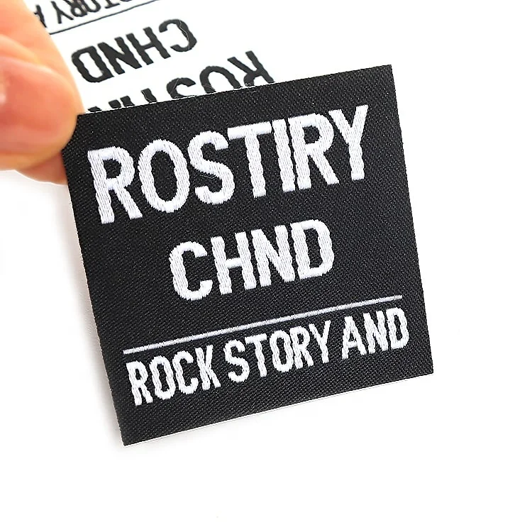 U-Meking Wholesale Sewing On Clothing Brand Name Woven Textile Label Patch For Garments