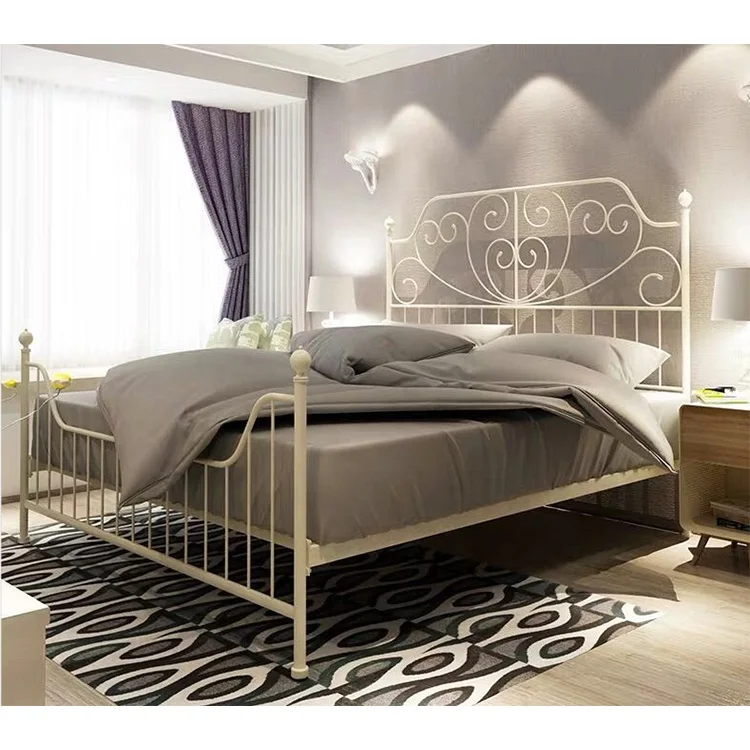 Новый элегантный дизайн кованого железа металлическая кровать с King size кремового цвета для спальни