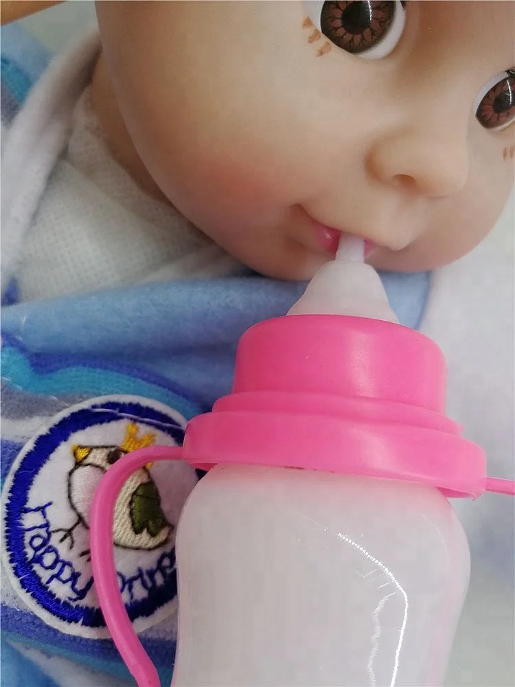 2018 new Children play electronic vinyl 39cm lovely reborn nursing bottle baby doll cry laugh dad mommy doll for music gift toys