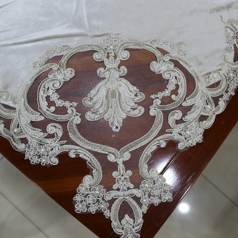 Romantic white dining room for different shapes