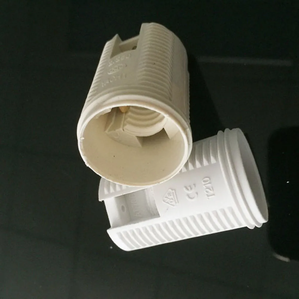 LED E14 plastic lamp holder with thread