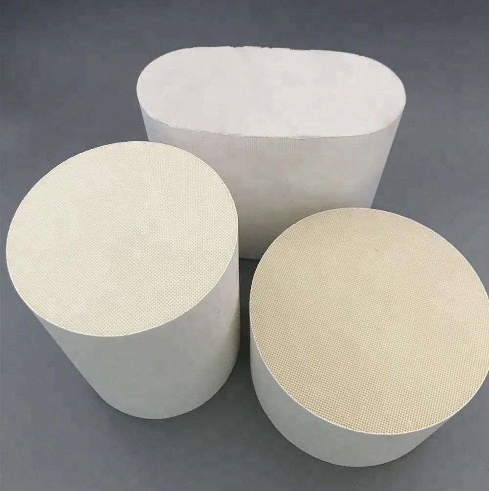 Ceramic filter exhaust catalyst