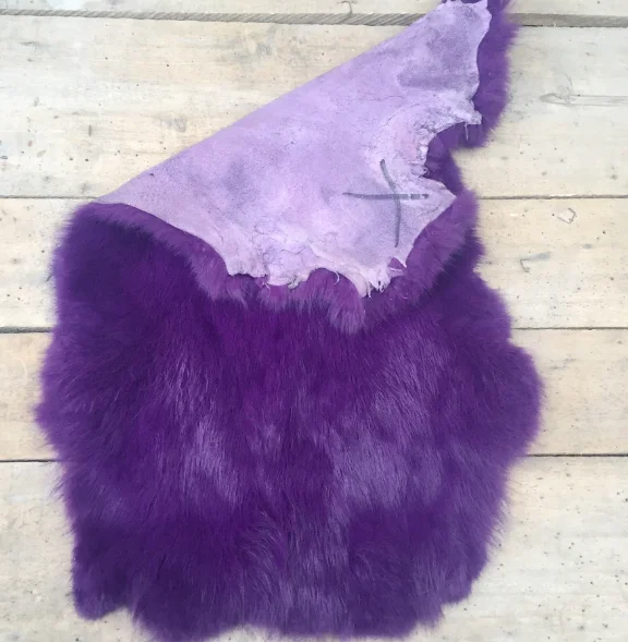 Eco-friendly Tanned Dye Animal Fur Skins Raw Rex Rabbit Fur Pelts Wholesale for Sale