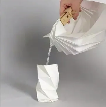 Синтетическая бумага, не выдерживает влагу, 100 мм, 90 г/м2, печать этикеток