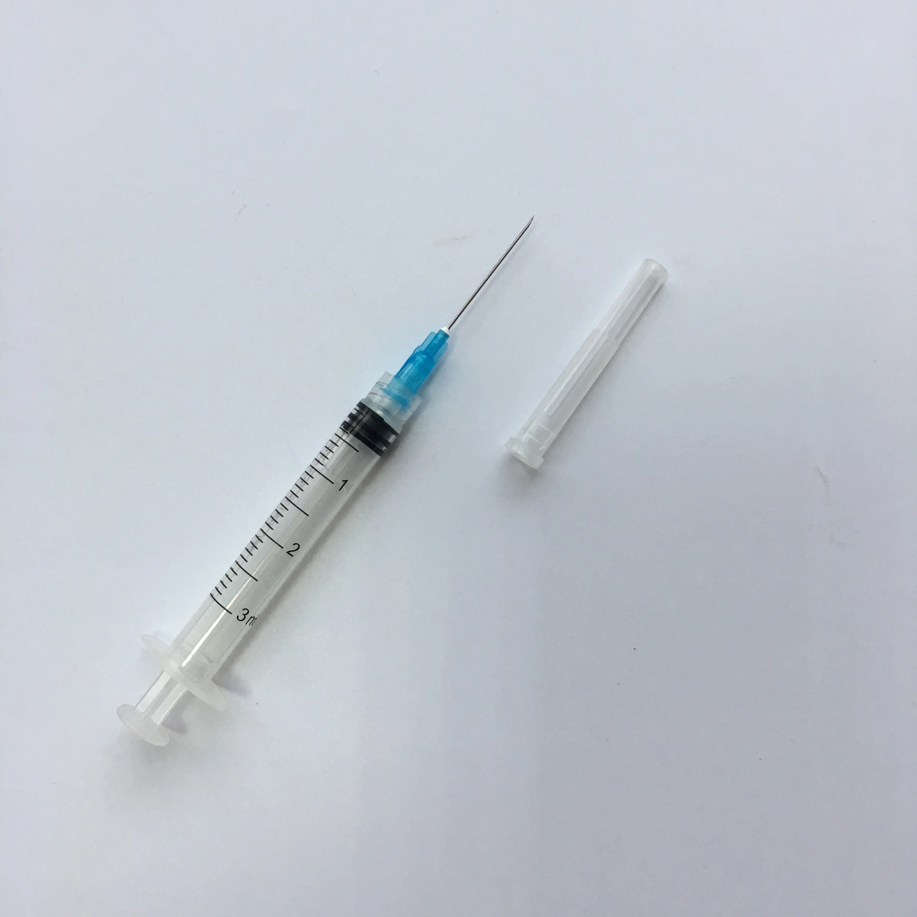High Quality Hospital Supply Medical Plastic Luer Lock / Luer Slip Injection Syringe With Needle