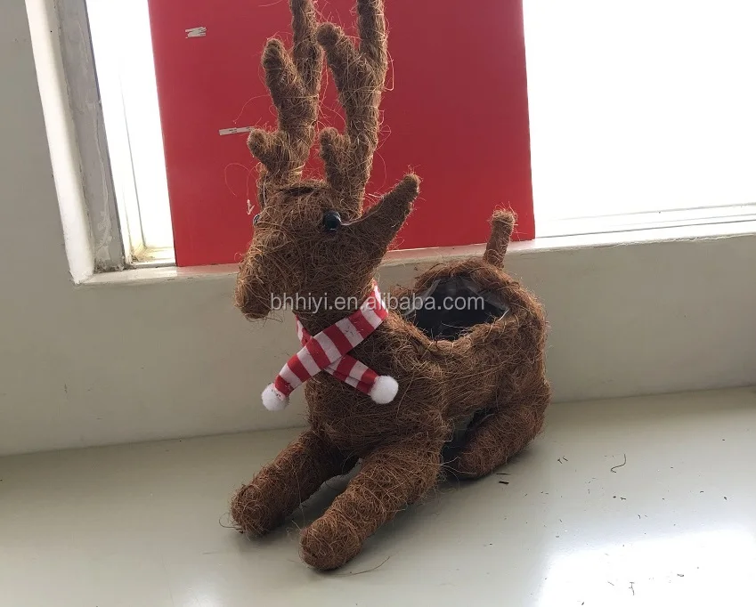 Rattan Coconut fiber Animal Deer Shaped Planters For Flowers Succulent Cactus Plants Wholesale Flowerpots Christmas Decor