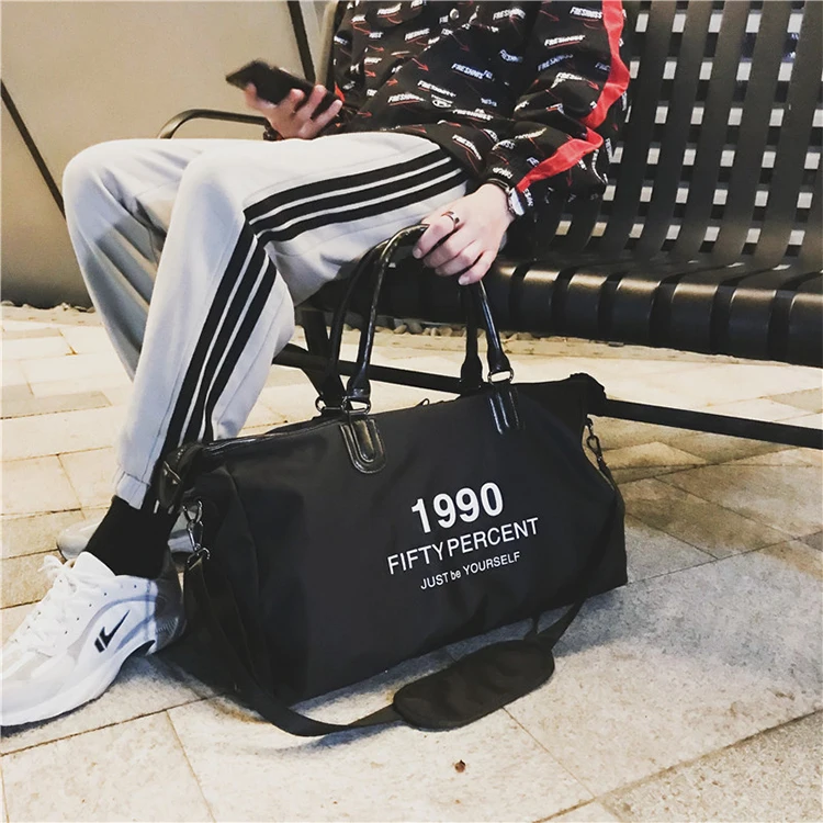 Lightweight large capacity waterproof men sport bags for gym custom logo