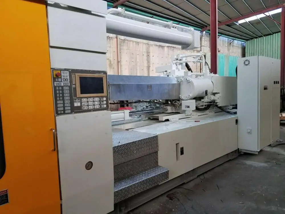 850Ton Sales Service Provided Injection Moulding Machine