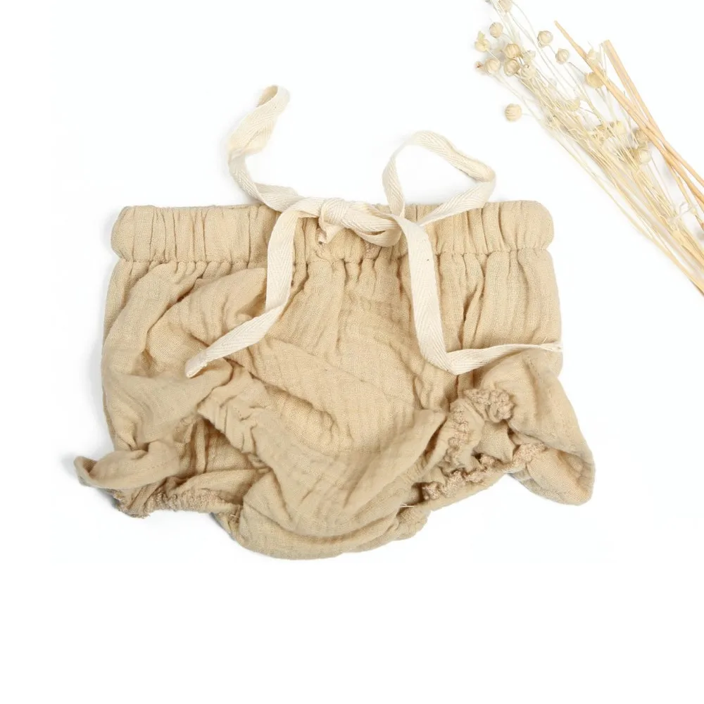 
Wholesale baby boutique clothing newborn baby ruffle bloomers 