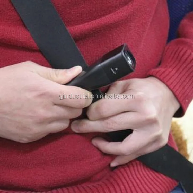 
multifunction cool car gadget with seat belt cutter and hammer 