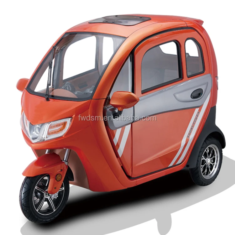 Closed electric tricycle for 2 adult person