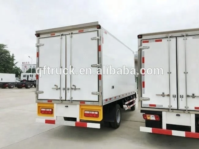 Dongfeng 4x2 mini small refrigerated vehicle New Condition refrigerator unit for truck