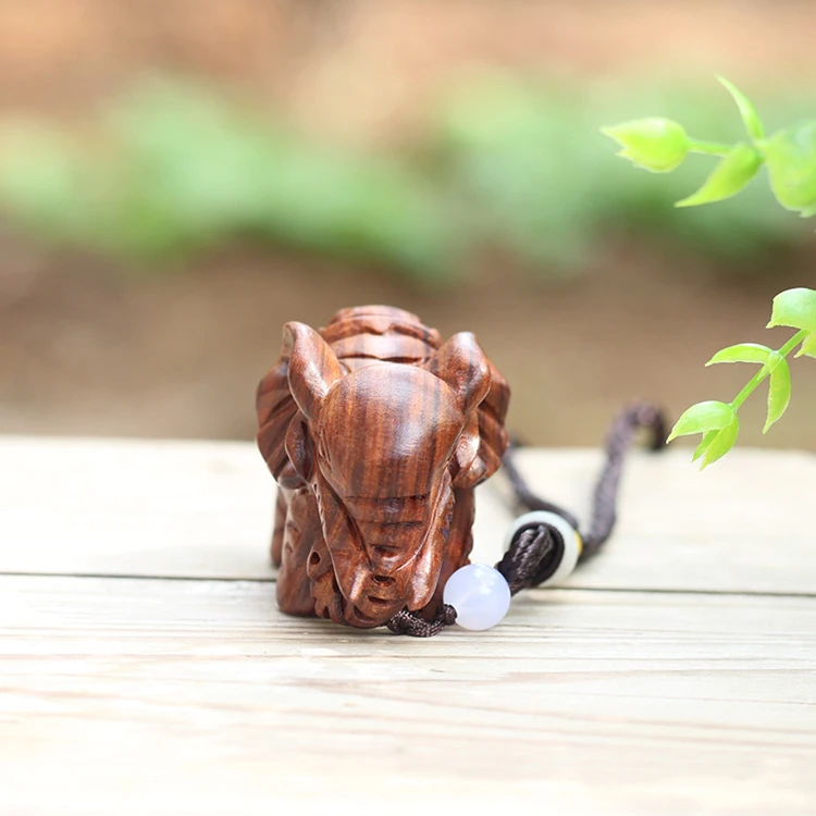 
2019 New Creative Handiwork Article Fine Carved Vivid Wood Elephant Handicraft 