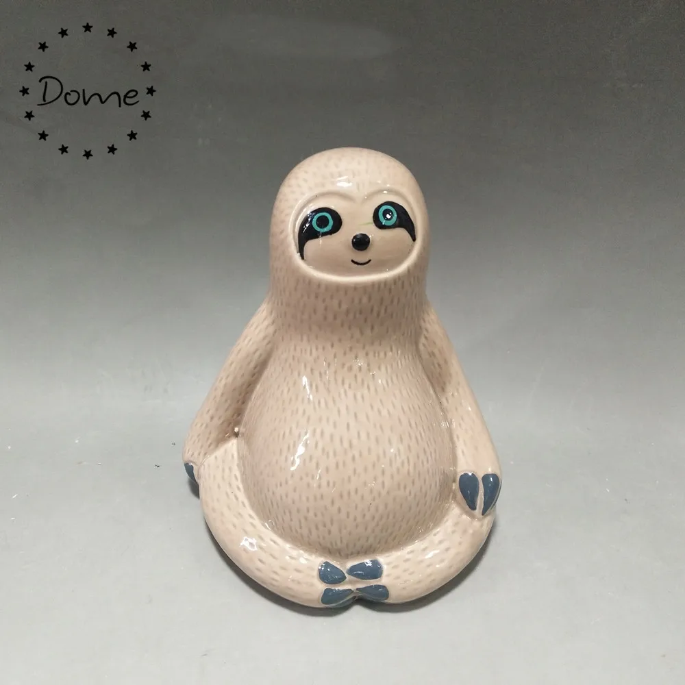 2019 New Design Animal Shape Ceramic Sloth Piggy Bank  Coin Box