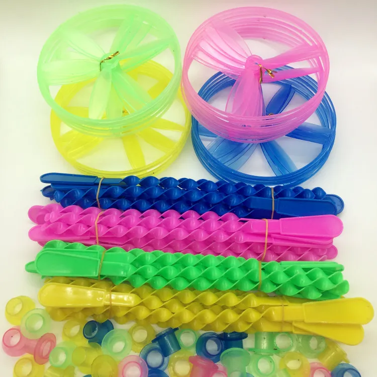 Plastic LED Flashing Flying Saucer, flying disc with light promotion led flashing toys