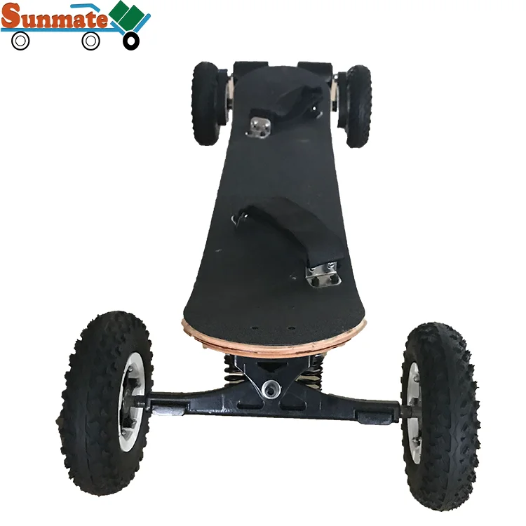 Outdoor Sport New Design Elegant Longboard 2000W Dual Motors Electric Longboard Skateboard Board Dual Motor