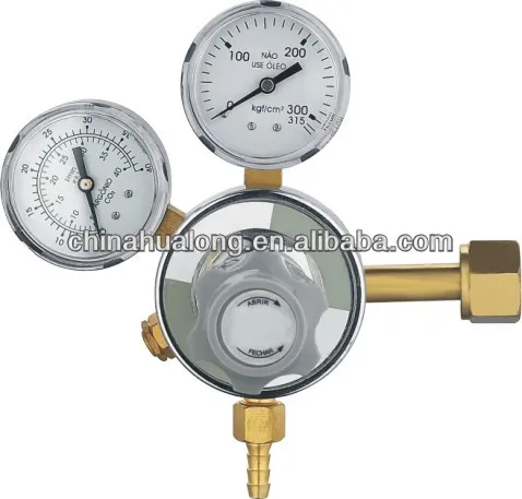 Регулятор газовые и подогреватели /Редуктор углекислотный/Углекислотный (2 маном)