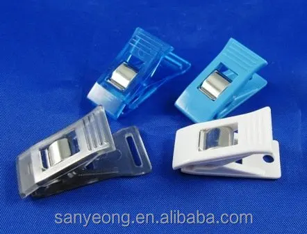 Factory wholesale clips and plastic  pin badge
